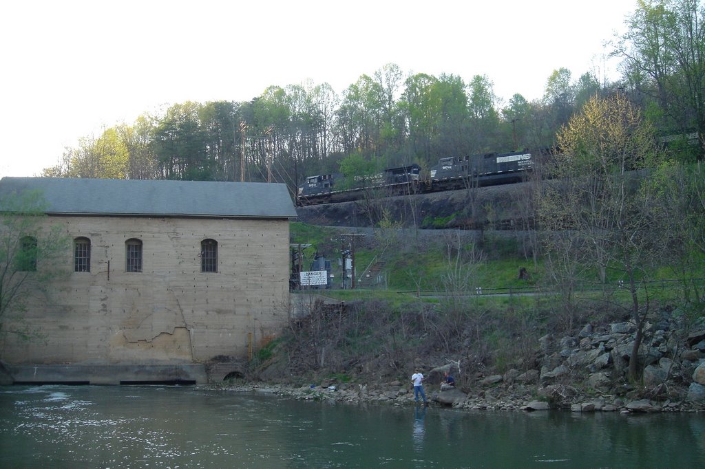 Roanoke River Power Plant by DieselDucy