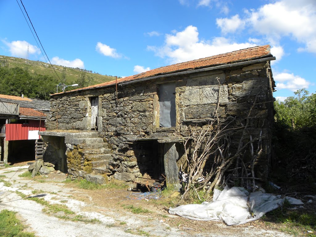 Casa en Alén by jesussimon