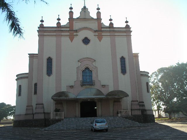 Igreja de Rolândia by Alexandre Santos