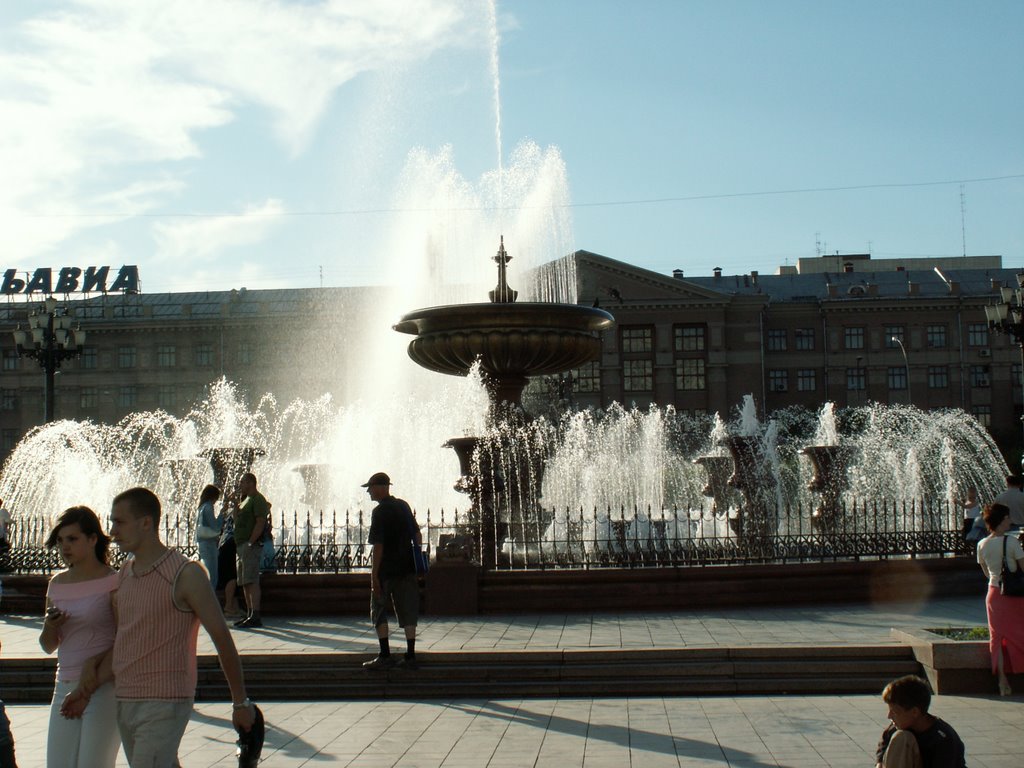 Khabarovsk, Lenin's square by khv