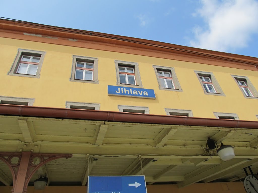 Station of Jihlava‎ by René Klink