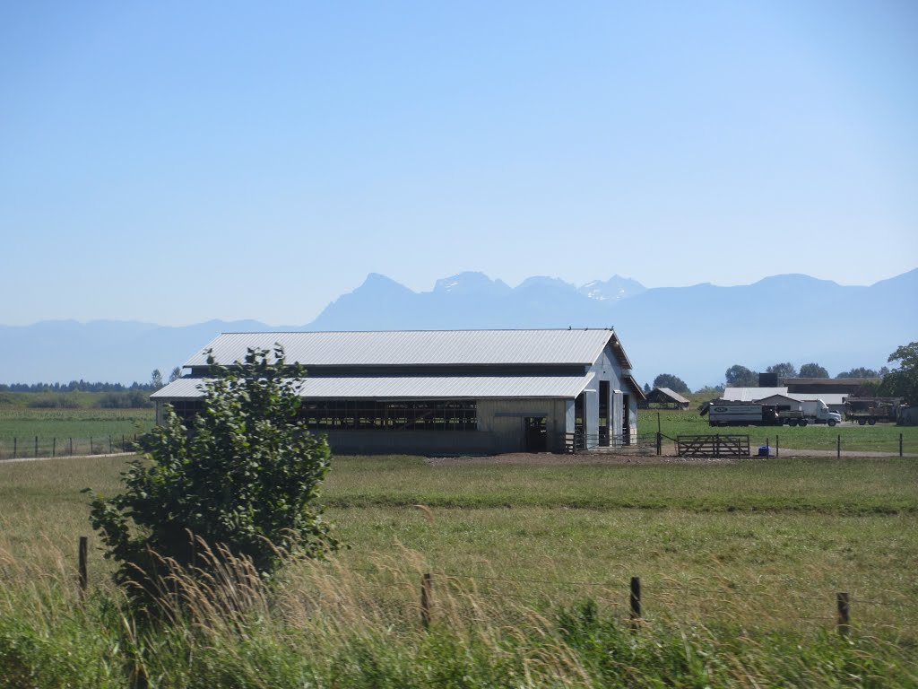 Chilliwack Barn by BlueSkyWarhawk