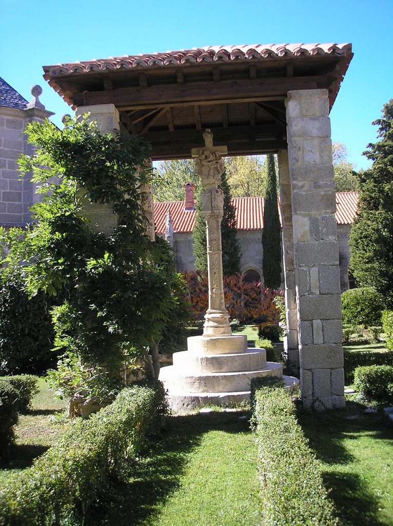 Santa María de El Paular - Crucero del claustro by F. Campayo