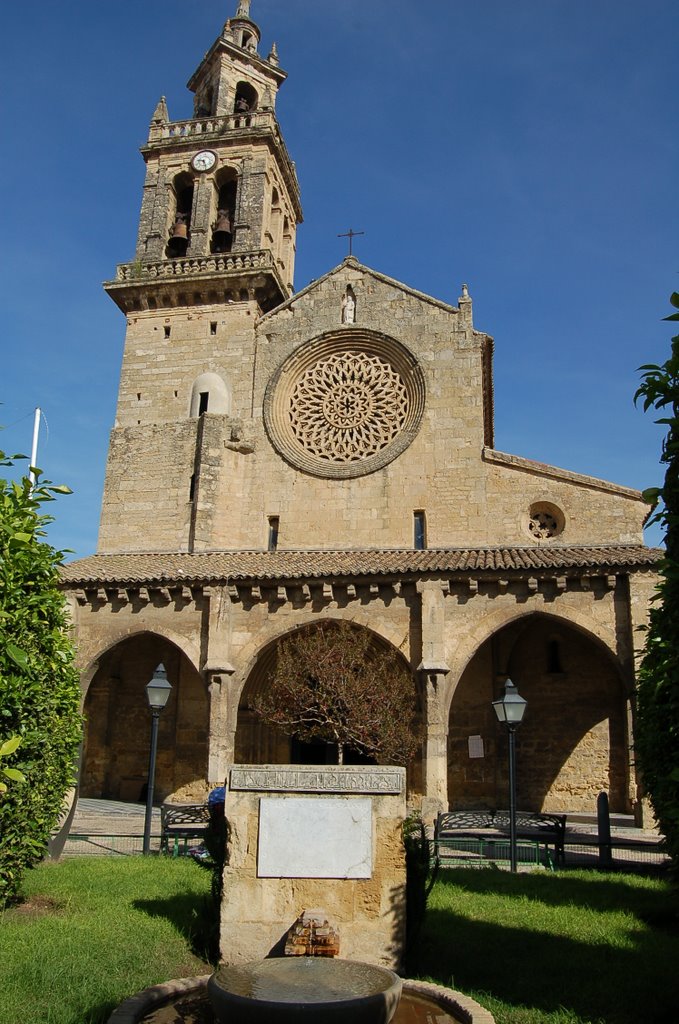 Vista Frontal Iglesia de San Lorenzo.Siglo XIV(f) by Ferlancor Pano Yes