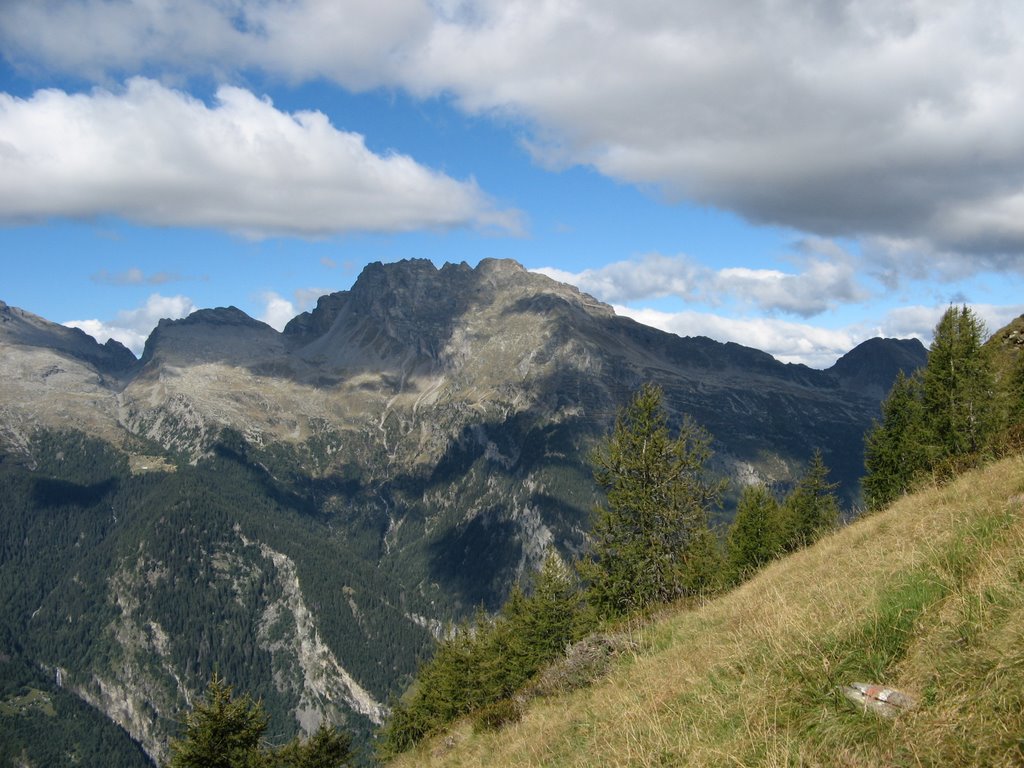 Val Calanca, View to the West Side by harid