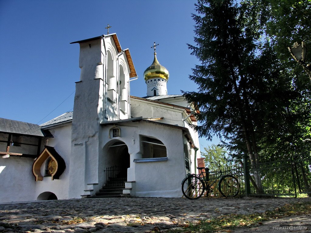 Russia Pskovo-Pechersky Monastery ☦ by Paparazzi Stas