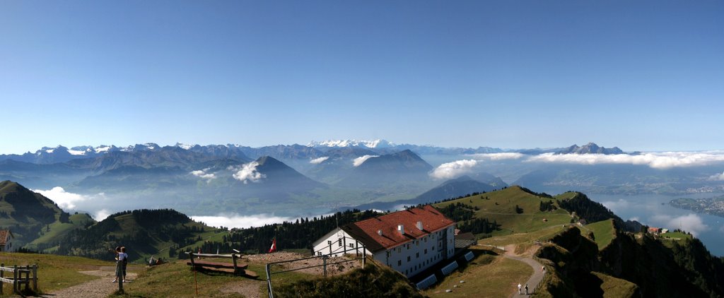 Rigi-Kulm Panorama by michelperrin