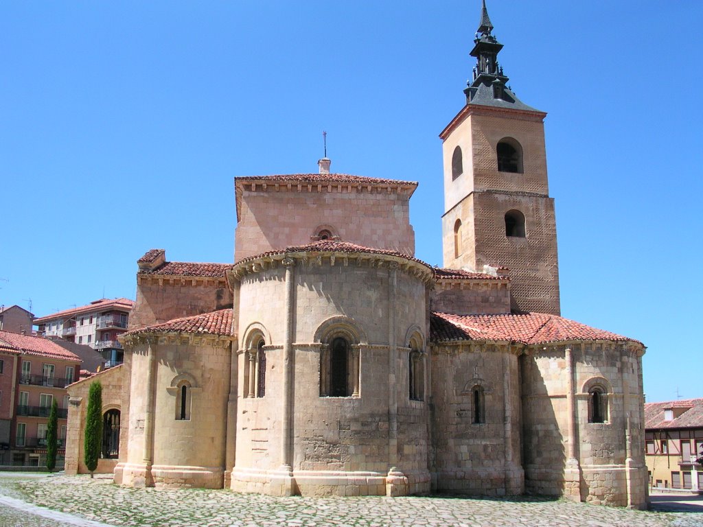 Segovia - Iglesia de San Millán by Carloso