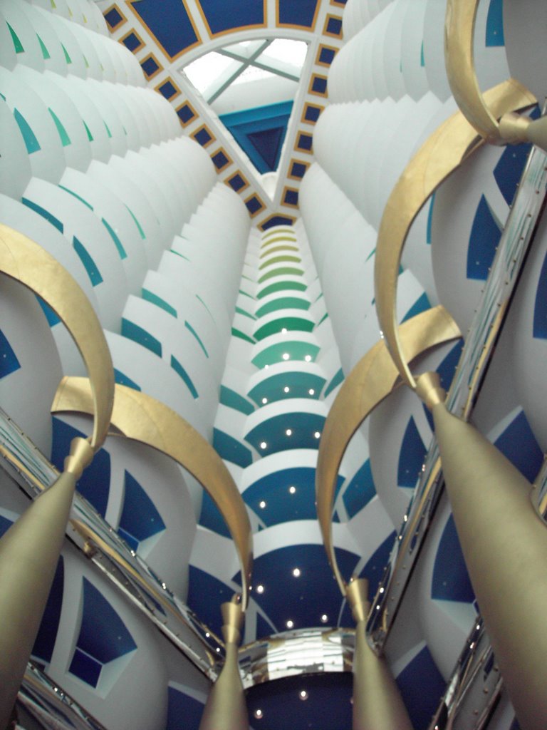 INSIDE BURJ AL ARAB by oskarjb