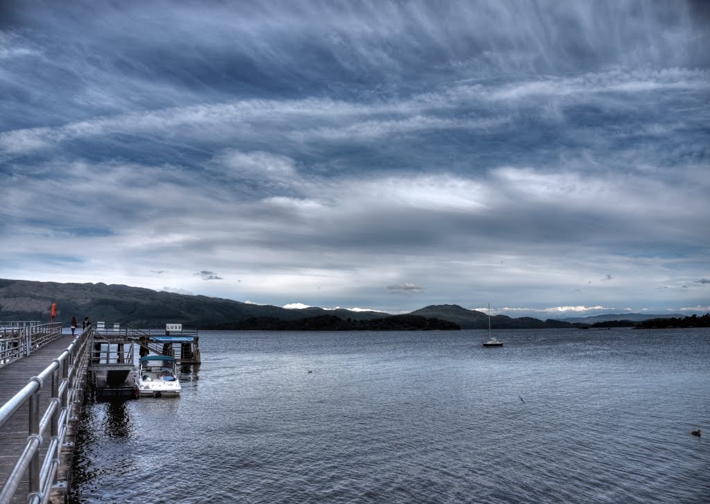 Loch Lomond bij Luss. 2013 (HDR) by Jan R. Ubels