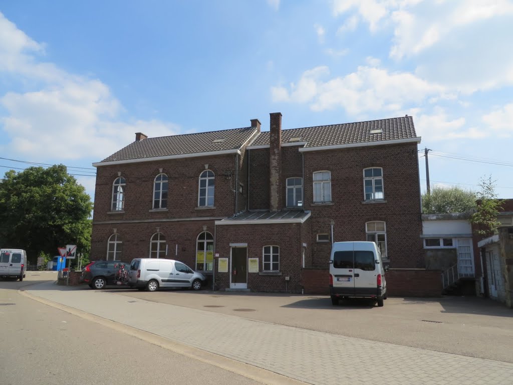 BE - Moelingen - Dorpstraat by Danny Danckaert