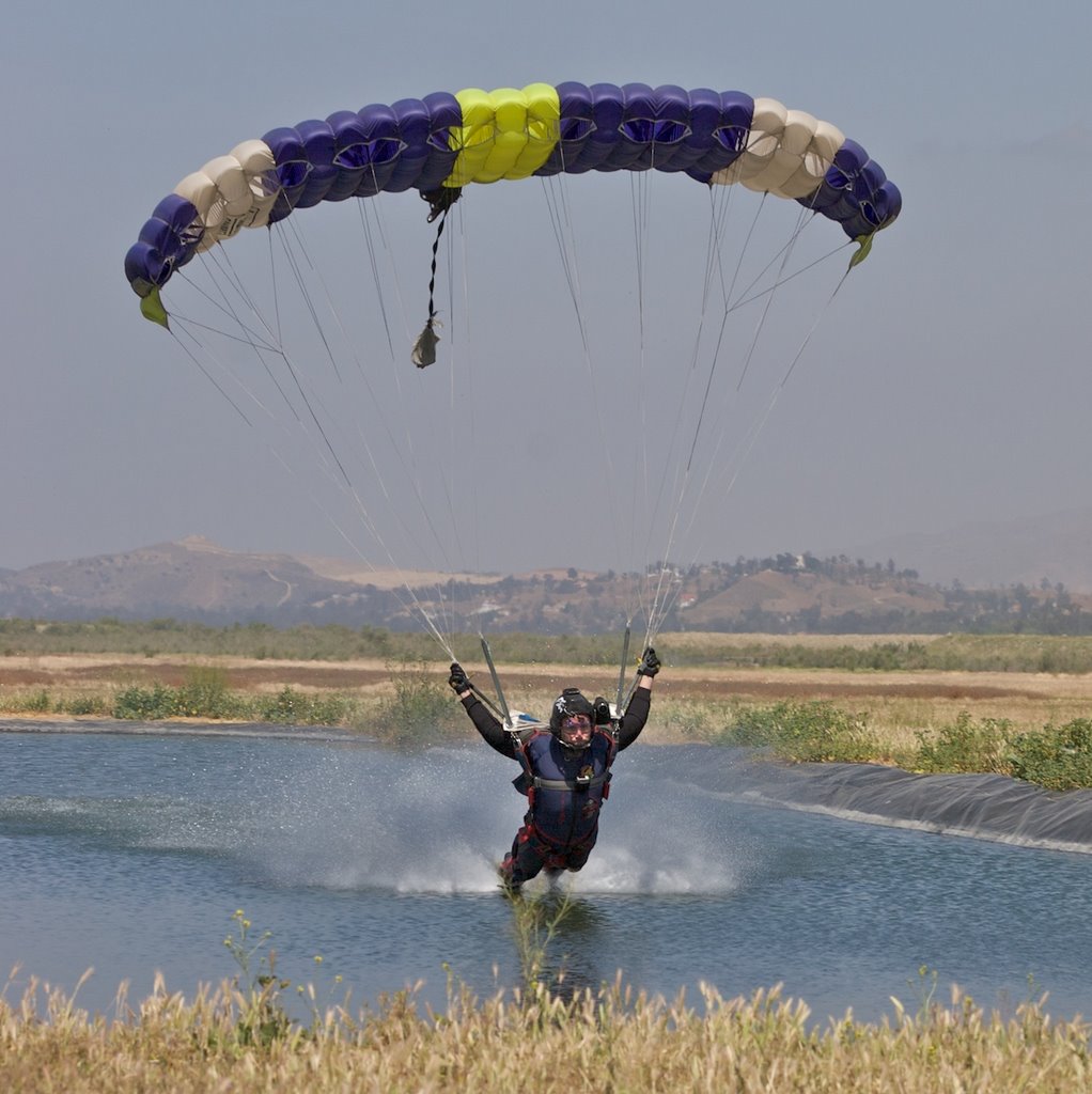 Andy Malchiodi swooping pond @ Skydive Elsinore by patnewman