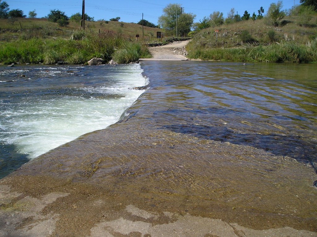 Vado en el rio by jpsalvo