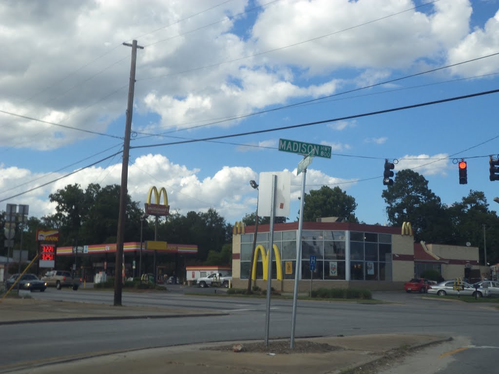 Enmark McDonald's S. Patterson St, Valdosta.JPGEnmark McDonald's S. Patterson St, Valdosta by mriveraz