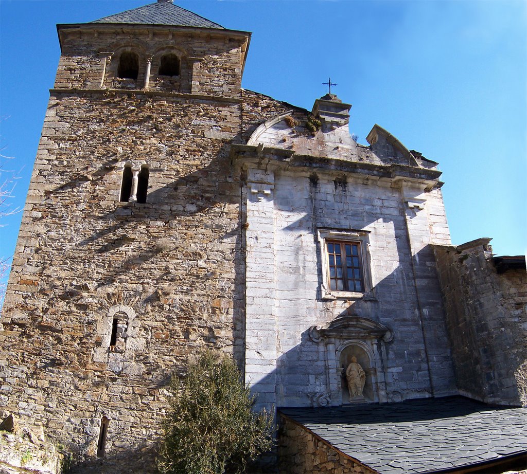 Montes_Valdueza_Monasterio_Iglesia by [ Froilán López ]