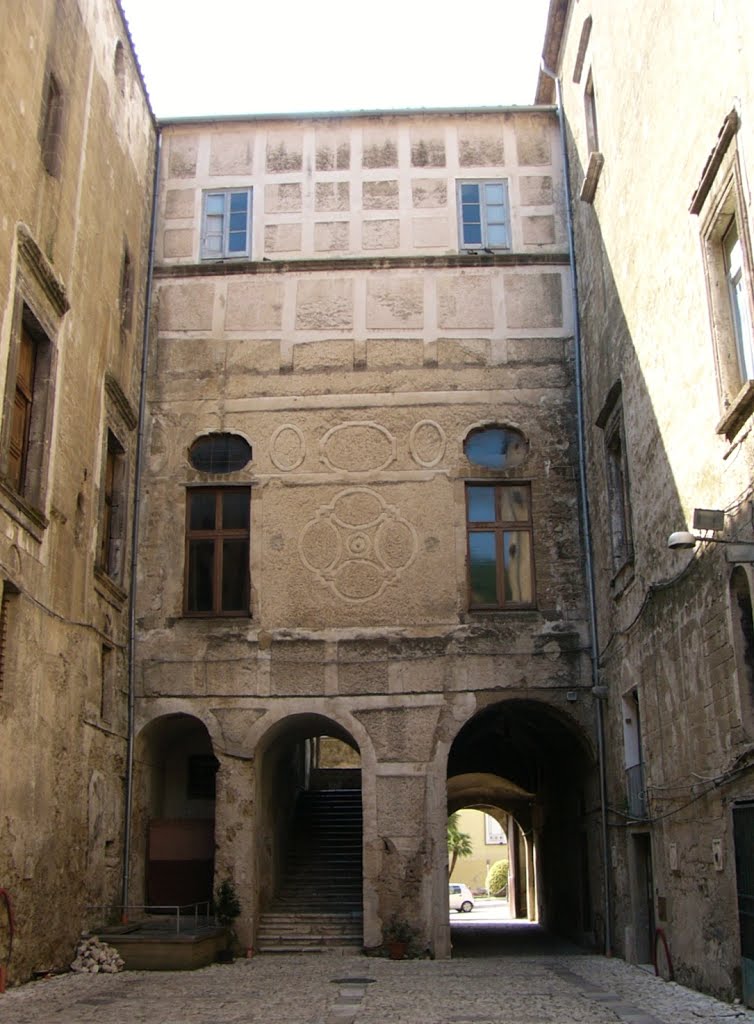 Sant'Agata dei Goti, palazzo ducale by Massetti Gianfranco