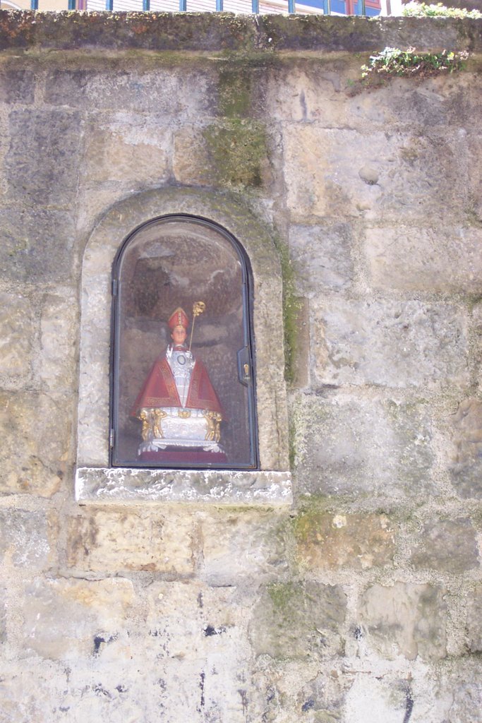 San Fermín en la hornacina de la calle Santo Domingo. Pamplona by SlimJean