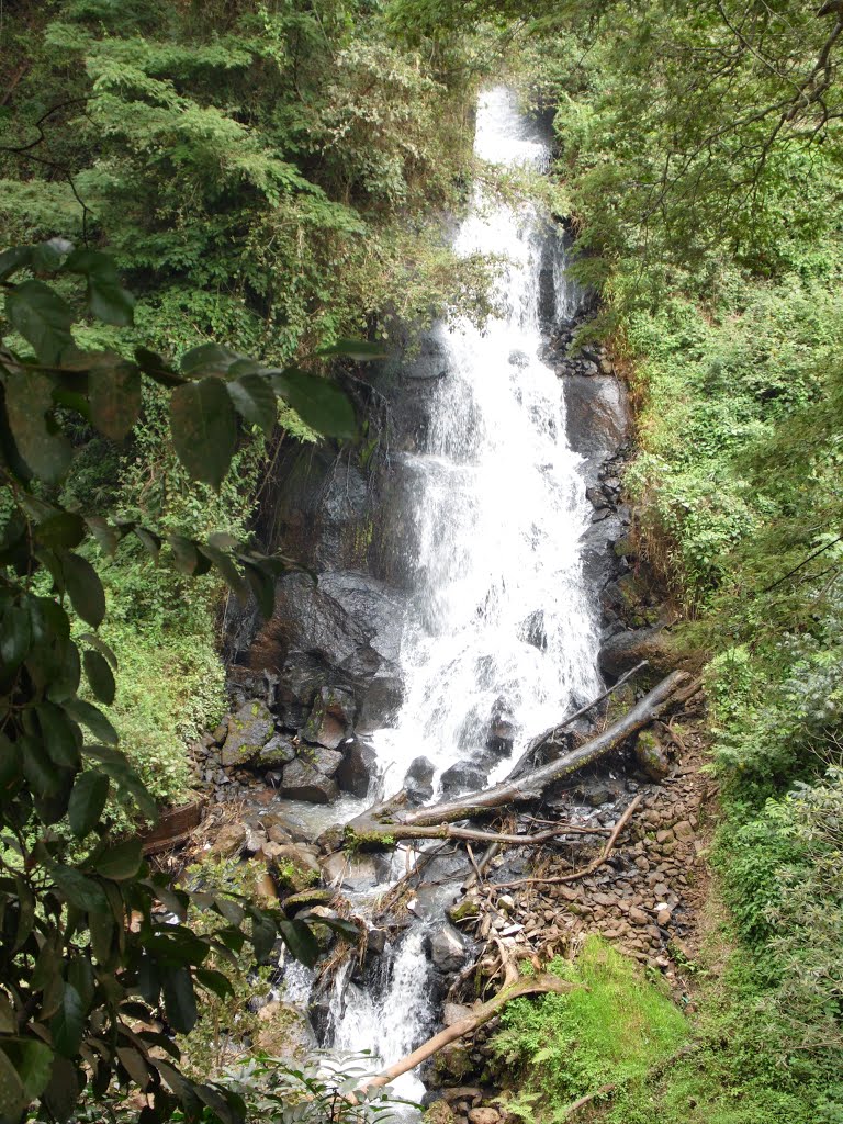 Near Chania Falls by Kenyan Traveller