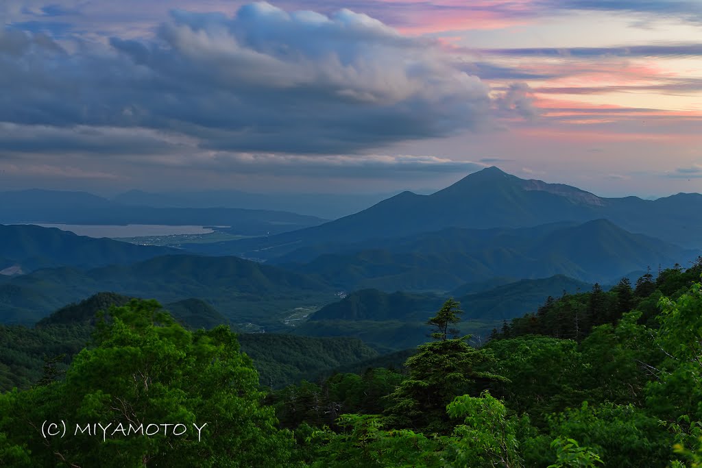 Sunset by MIYAMOTO Y