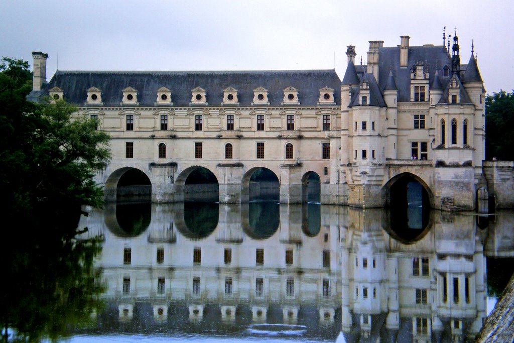 Chenonceau au Bord du Cher by mdand5@sbcglobal.net