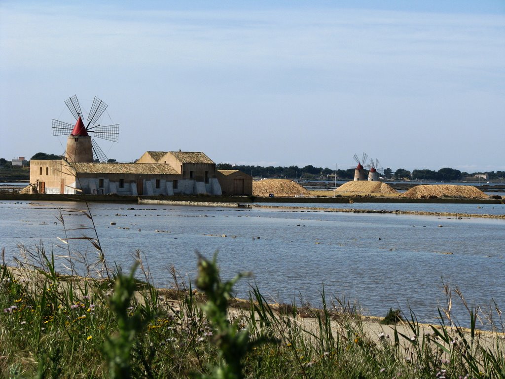 Saline Ettore Infersa: La casa del "curatolo" by re-nicola