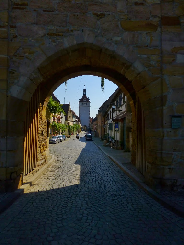 Prichsenstadt - Blick vom Westtor (16. J.) in die Altstadt by cammino - VIEWS? No, thanks