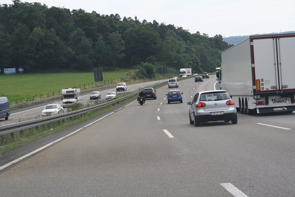 Autobahn von Paderborn nach Frankfurt by augustinasplikis