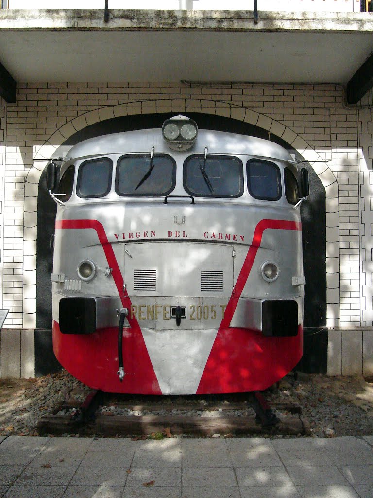 Museo del ferrocarril en Vilanova i la Geltrú by Santi Molina