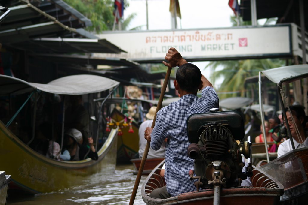 Damnoen Saduak Floating Market, Thailand by Hans Sterkendries