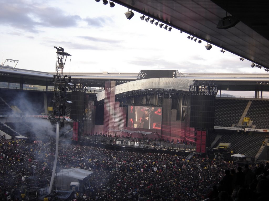 Berne, Bon Jovi concert at Stade de Suisse by Gustavo44