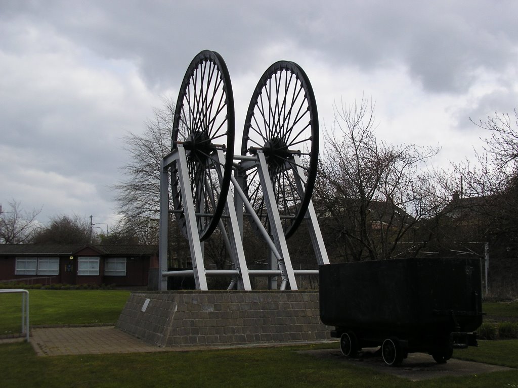 Cambuslang Miners' Monument by njellis