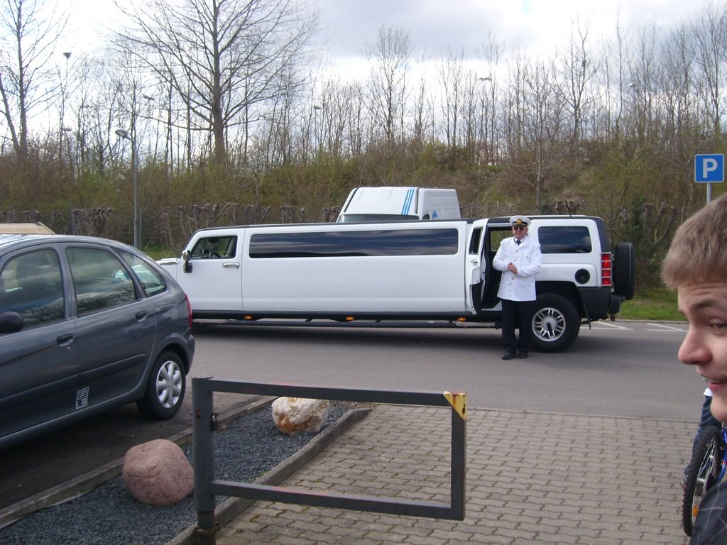 Hummer Limousine, Taastrup by Gimbe