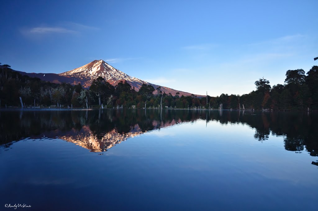 Laguna Captrén by AndyUrbina