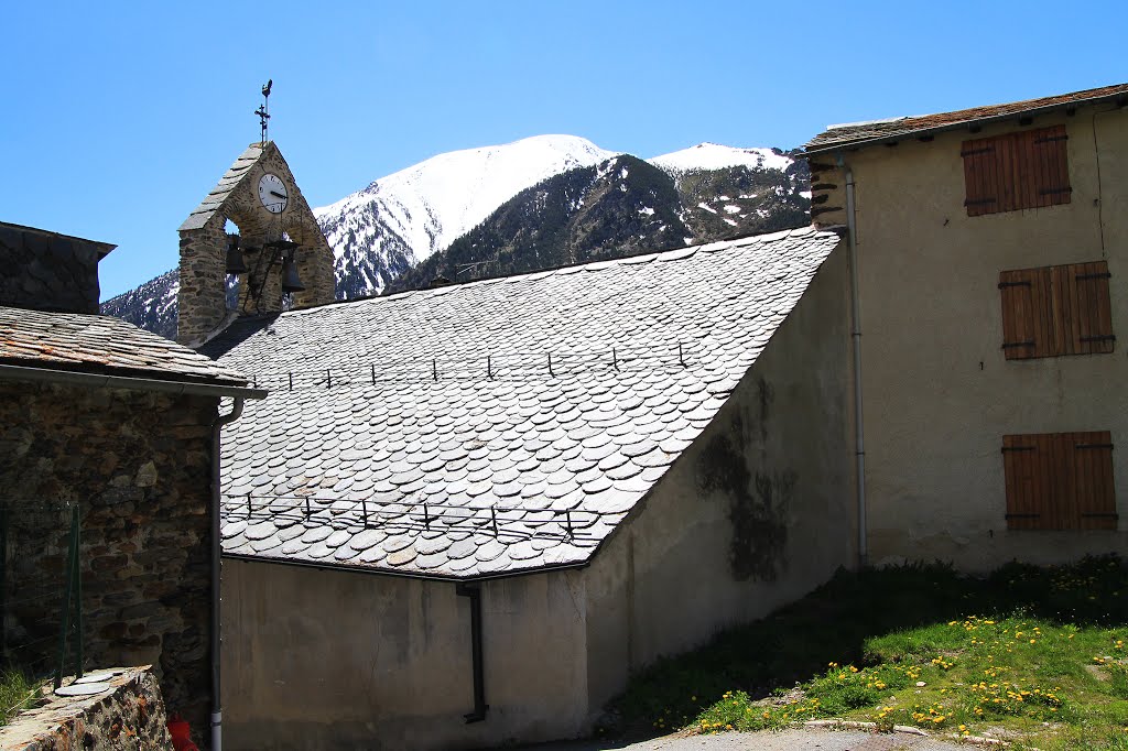 Church in Portè Puymorens by matsljungberg