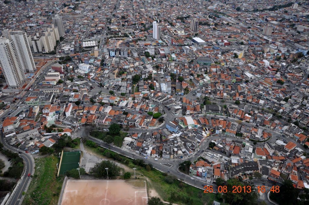 BrSPSaoPaulo1792_sm260813(foco-aereo)VilaAntonieta-AvJoaoXXIII by IzeKampus