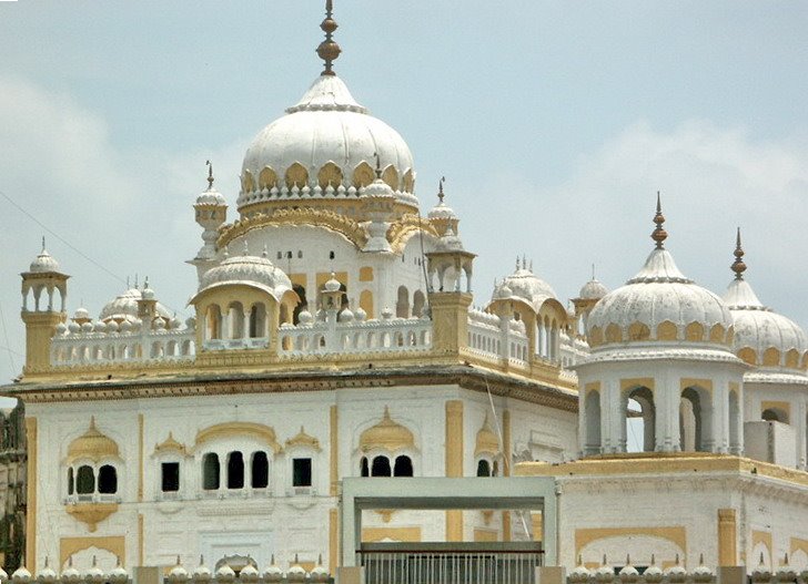 Tomb of Maharaja Ranjit Singh by © Morrique