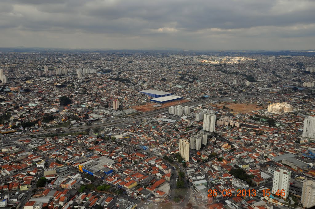 BrSPSaoPaulo1881_sm270813(foco-aereo)Av.Aricanduva by IzeKampus