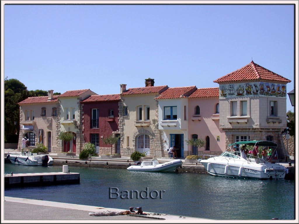 Maisons port de Bandor. by gilbert54690