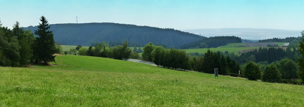 Pohled od Můstek-pěchotní tvrze-Dobrošov k rozhledně Sendraž nad Orlické hory-ČESKÁ REPUBLIKA-2013 by ROSTAMDALILA