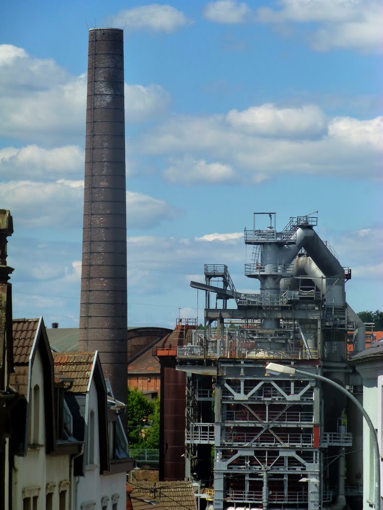 Neunkirchen/Saar – Blick von der Rollerstraße auf ehemalige Hüttenanlagen by giggel