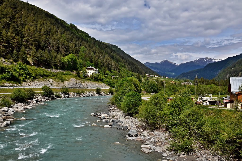 Swiss Alps,San Nicla-river Inn by bikemp