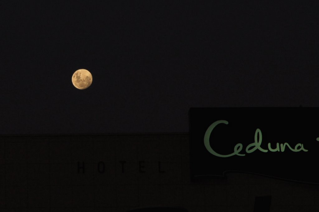 Moon closeup over Ceduna Hotel by Darcy O'Shea