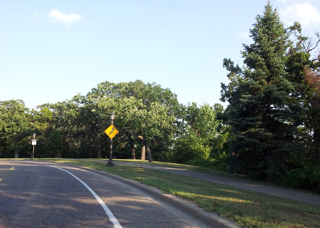 Mississippi River Blvd - St Paul, MN by Gabriel Vanslette