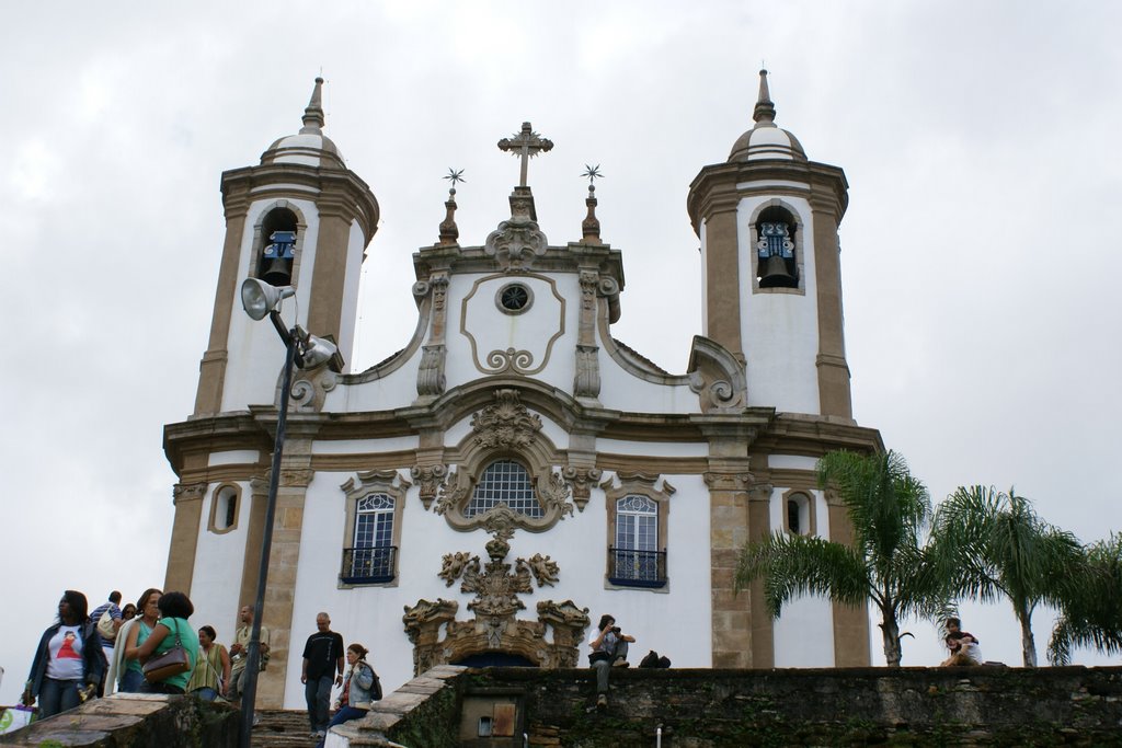 Igreja Nossa Senhora do Carmo - Ouro Preto by Fernando Bezerra