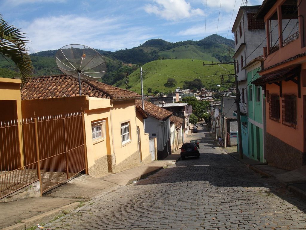 Rua Santa Luzia - Centro - Carangola - MG CEP 36800-000 by Daniela Herdy Pedros…