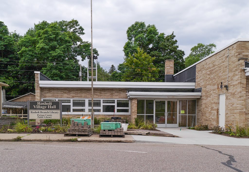 Rosholt Village Hall and Library by D200DX