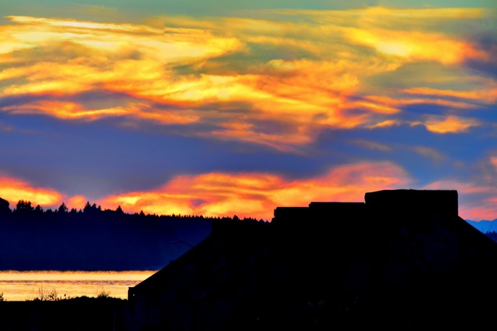 Sunset Chambers Bay, Tacoma, WA by Boathill