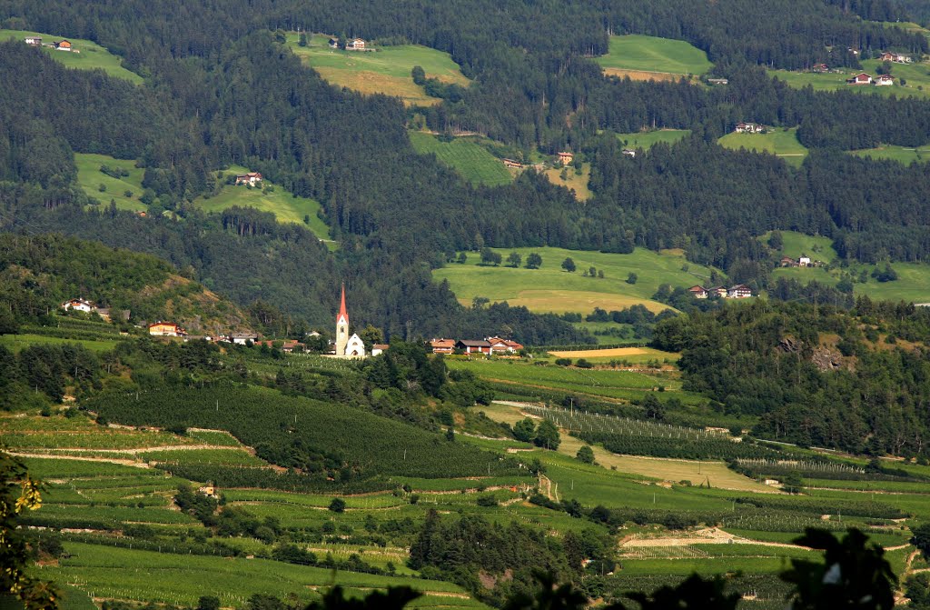 Blick auf Raas, Südtirol by gustl