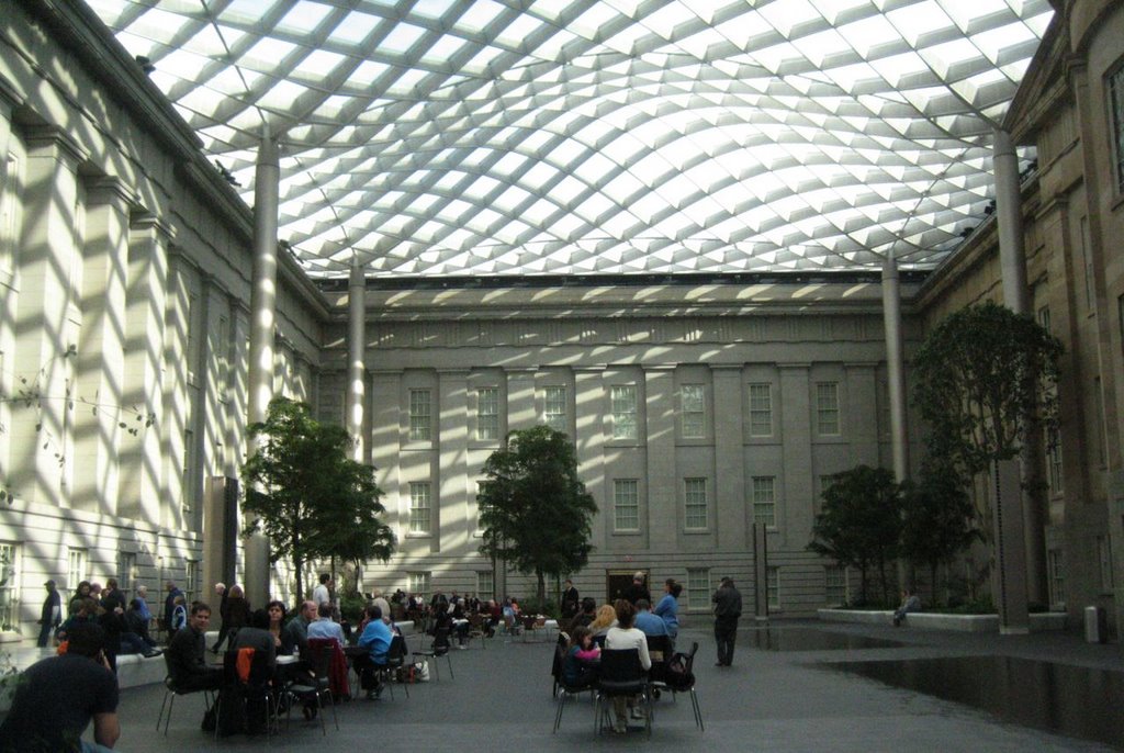 National Portrait Gallery, Robert and Arlene Kogod Courtyard by Cinza