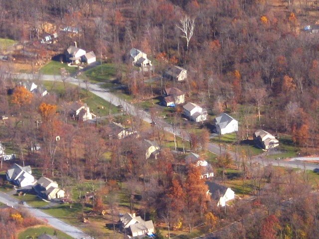 Aerial view of residence zone near Harrisburg(on the way from Cincinnati to Harrisburg) by cityowl